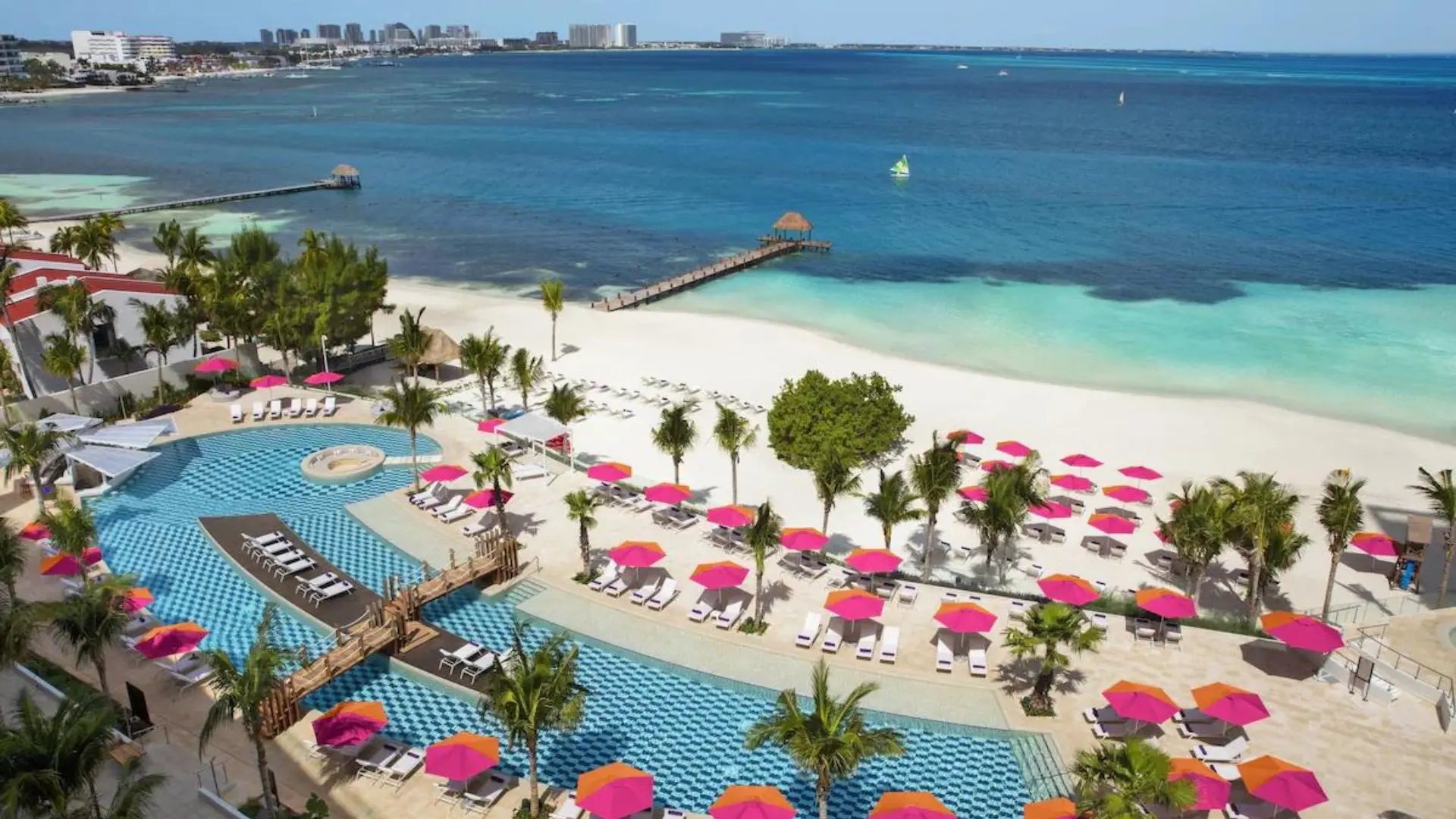 Breathless Cancun Soul Resort & Spa 15