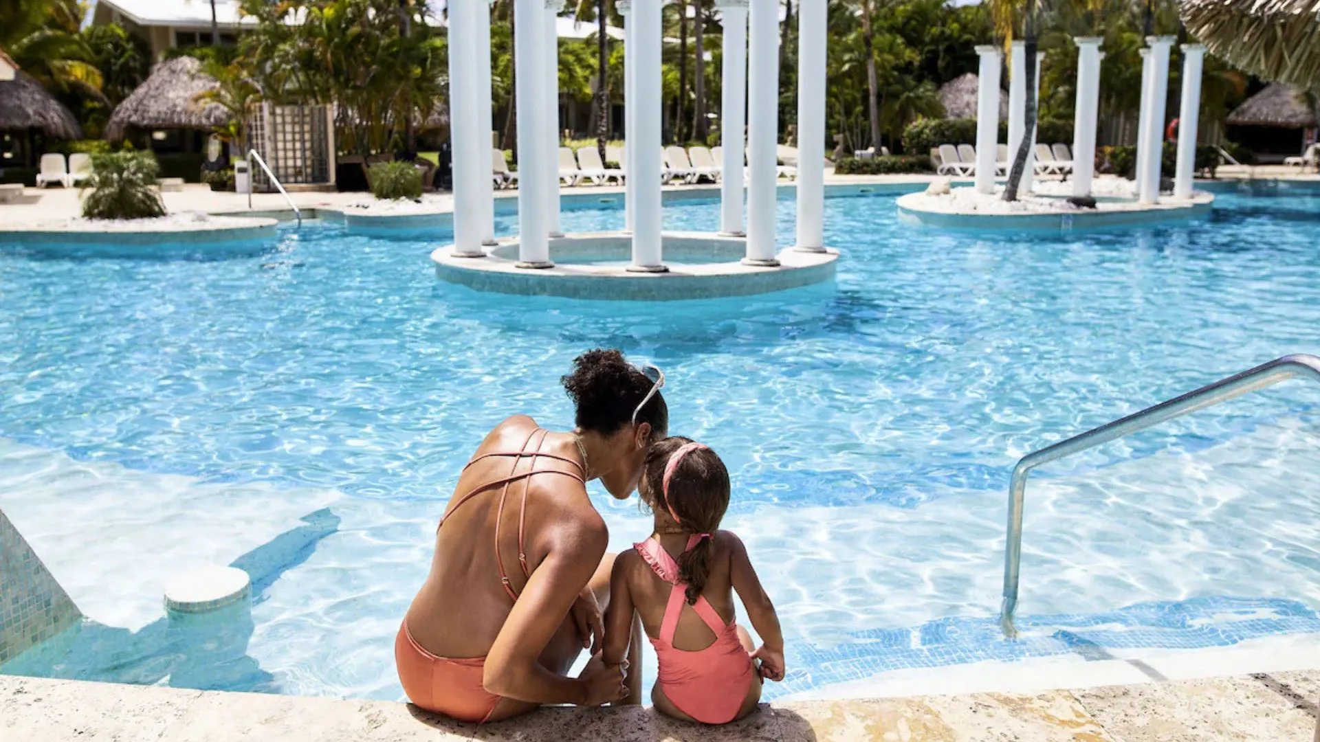 Melia Caribe Beach Resort (12) Melia Caribe Beach Resort (12)