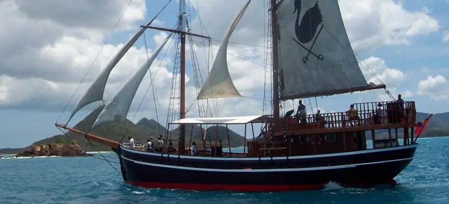 Anu 31 Piratesofantiguablackswan 0