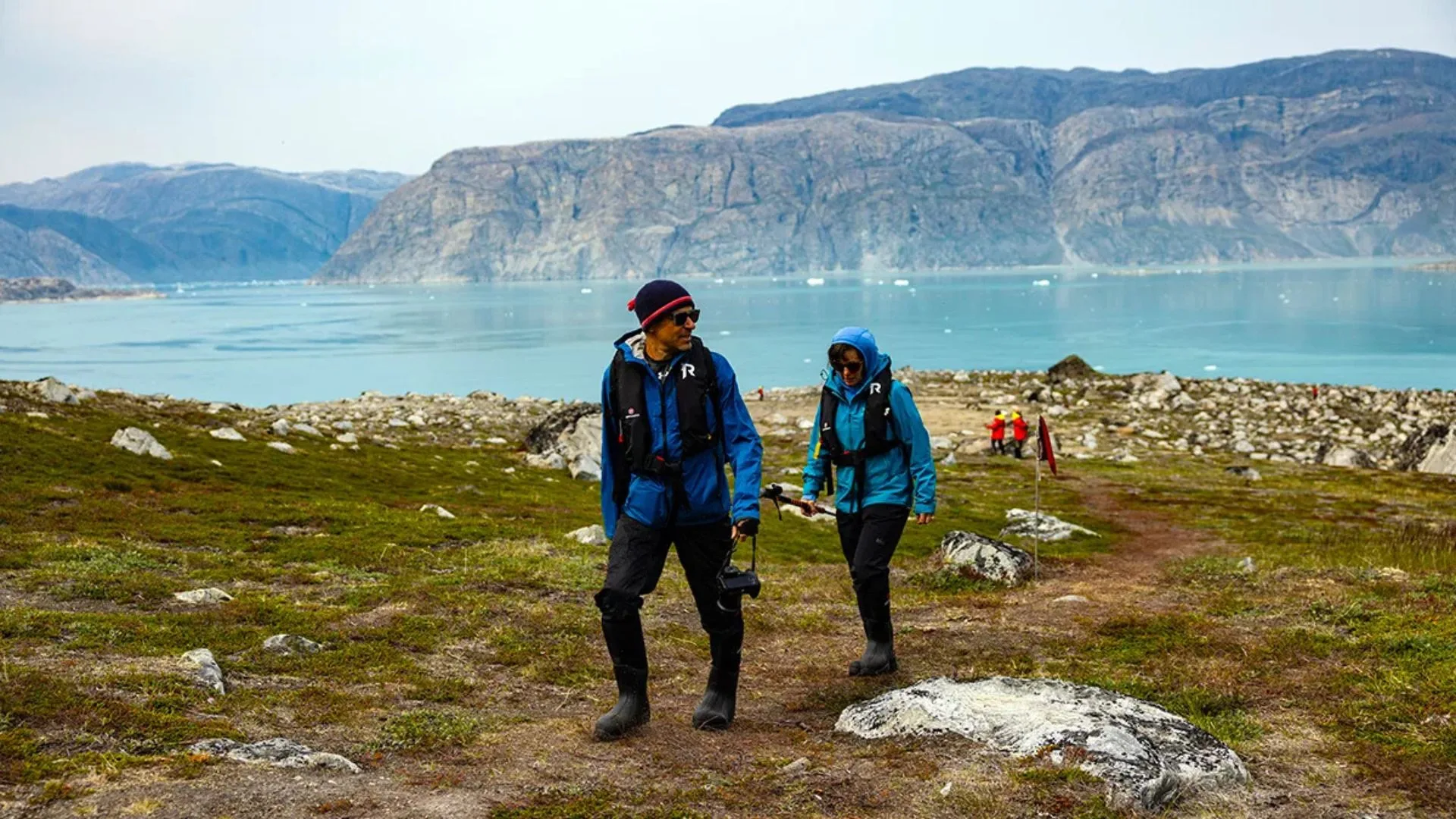 Encounters At The Edge (11)