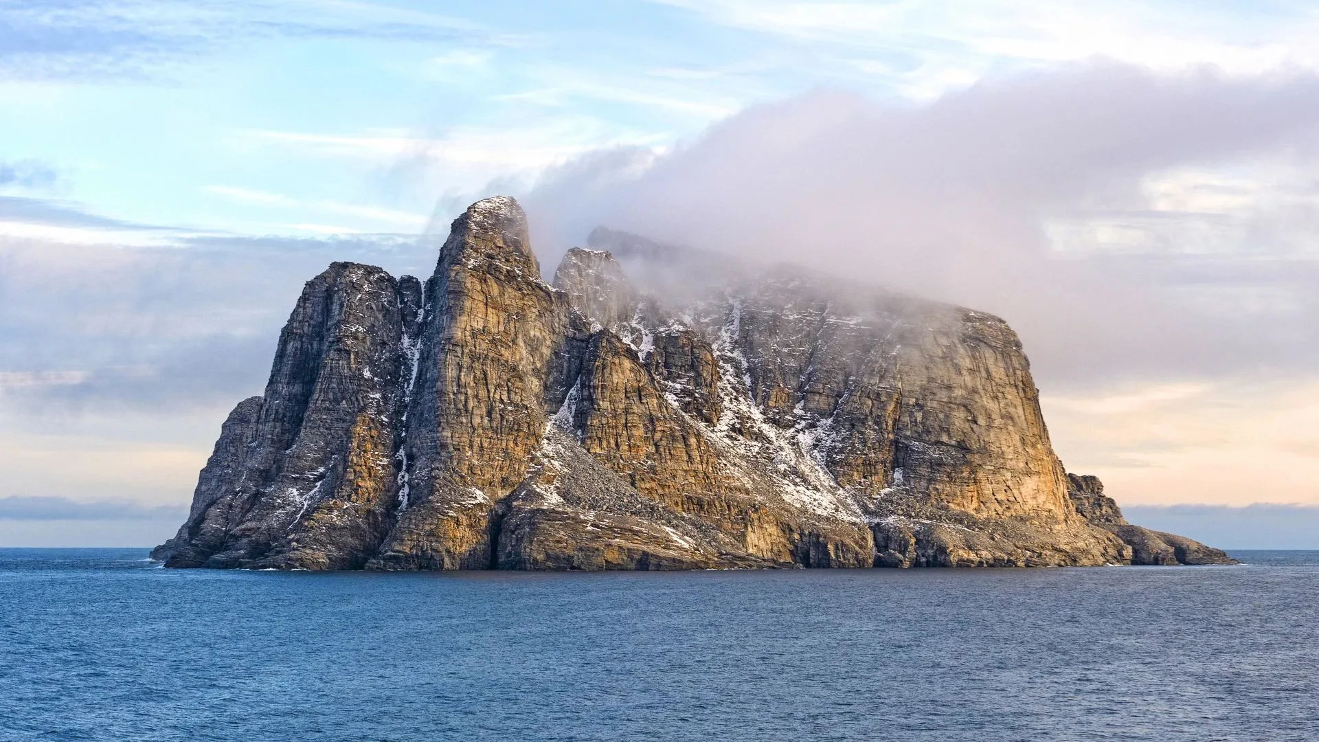 Encounters At The Edge (15) Encounters At The Edge (15)