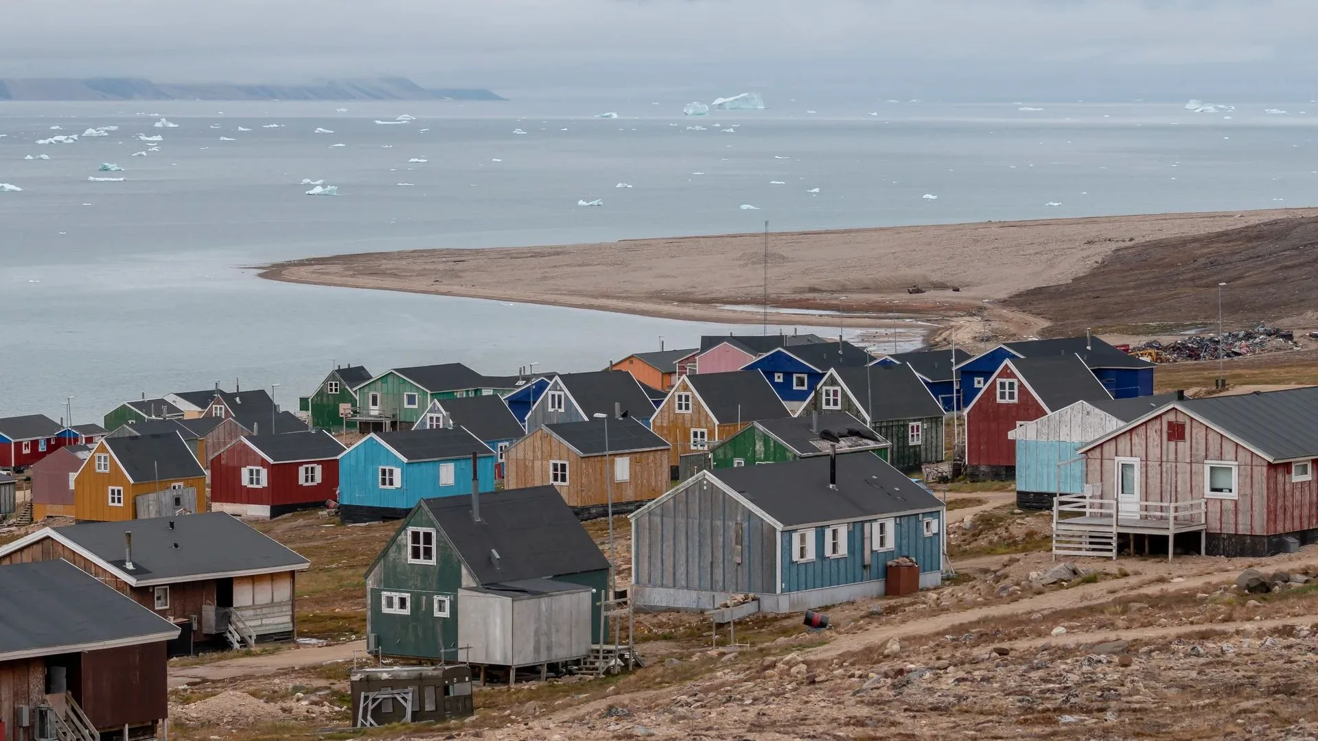 Encounters At The Edge (8) Encounters At The Edge (8)