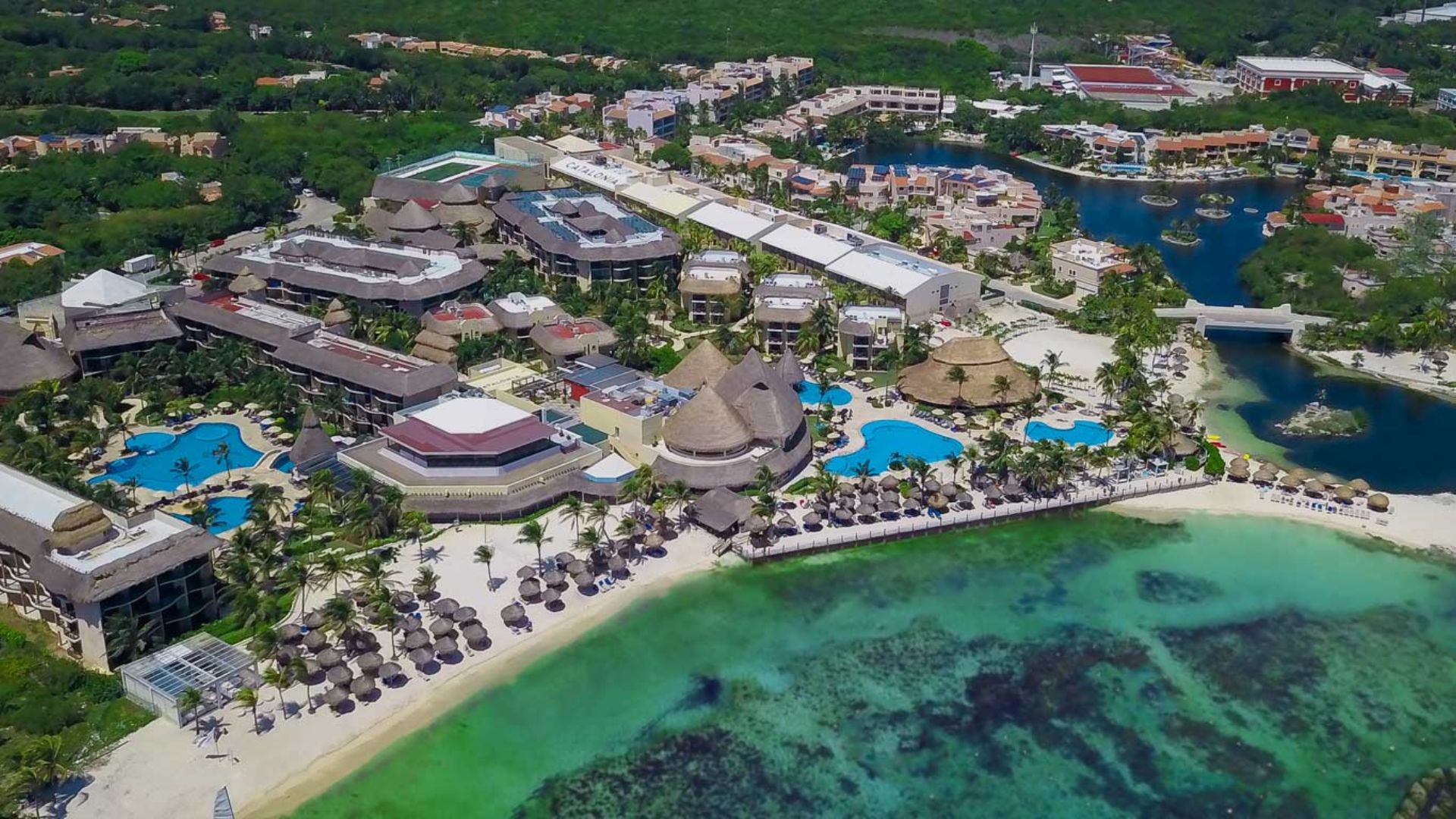 Catalonia Yucatan Beach (1)